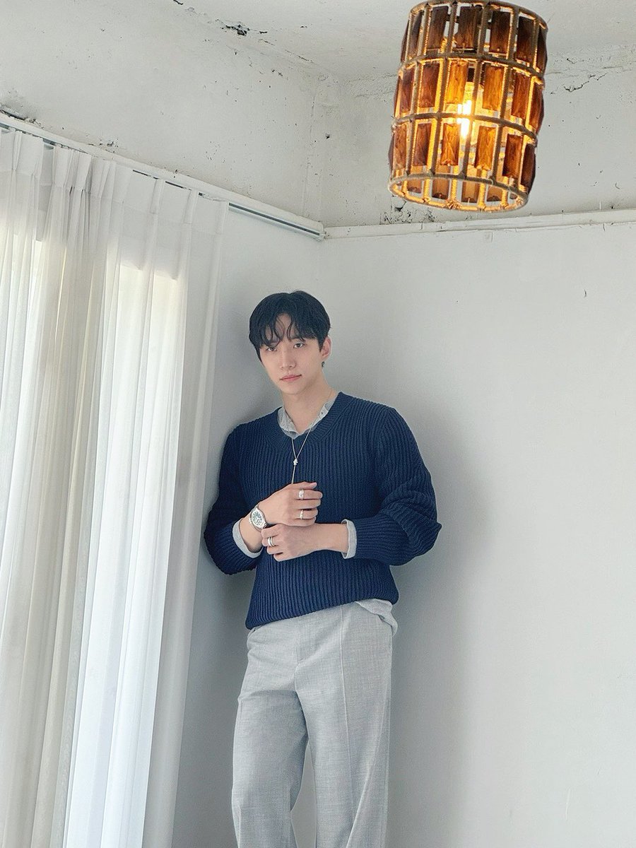 이준호 B컷 사진 공개합니다 📁

Best(최고의) 컷 
Beautiful(아름다운) 컷
Bright(빛나는) 컷
Bless(축복받은) 컷 
Bravo(브라보! 소리치는) 컷
Breathe(숨이 트이게 해주는) 컷

#이준호 #LEEJUNHO
#준호 #JUNHO
#Piaget #피아제
#SPUR