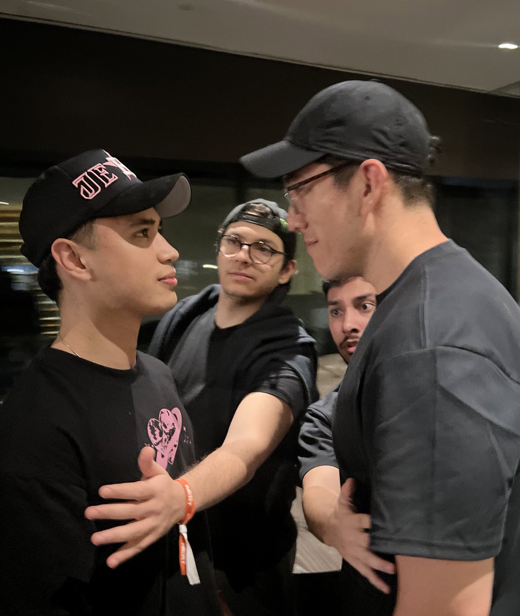 ElVenado tweet media