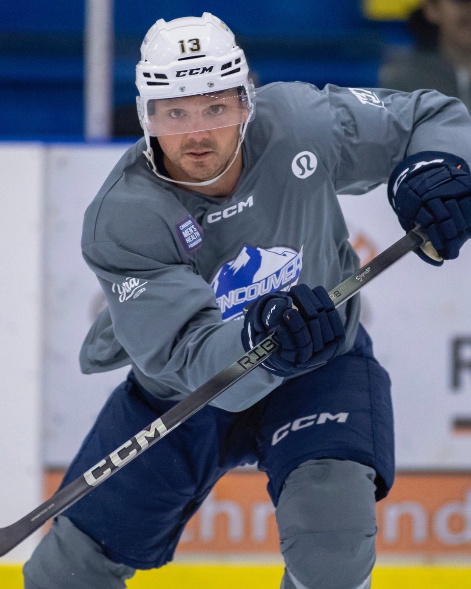 vanhockeyschool's tweet photo. NHL player’s take Minoru Arenas by storm on Day 1 of NHL Pro Charity Camp in support of the Canadian Men’s Health Foundation. More camp info here https://t.co/96lOfryI1e https://t.co/AVJPvJhvgw