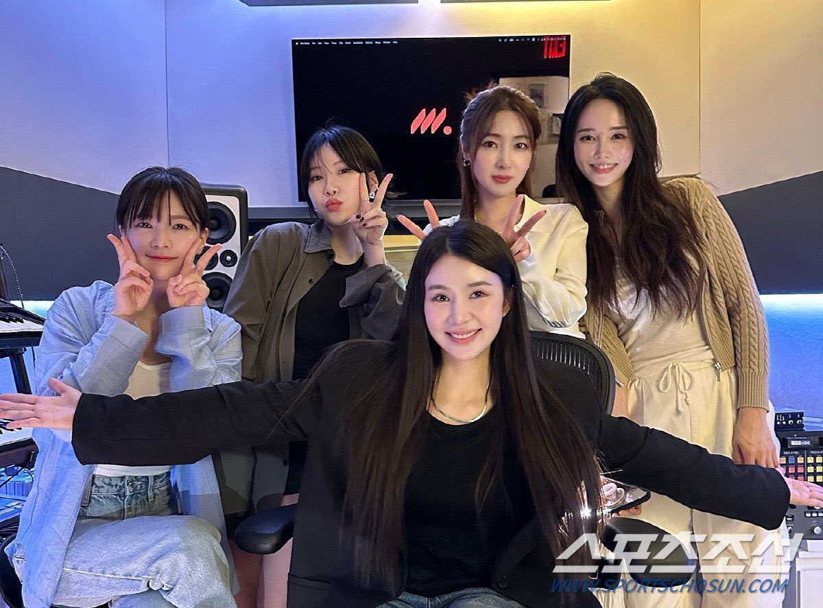 GV9vlhnXEAAotq-?format=jpg&name=medium