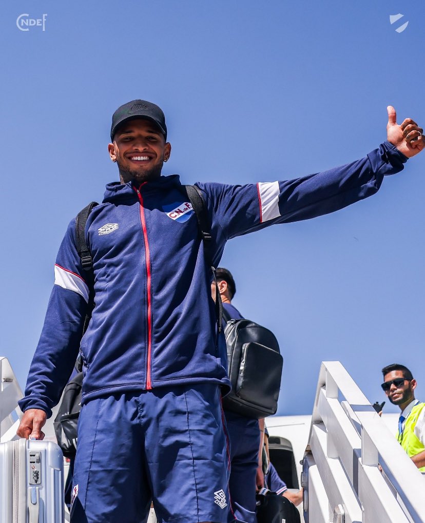 No puedo ni dormir ya,no te nos quedes negrito,muchas fuerzas.
te espera Uruguay ❤️