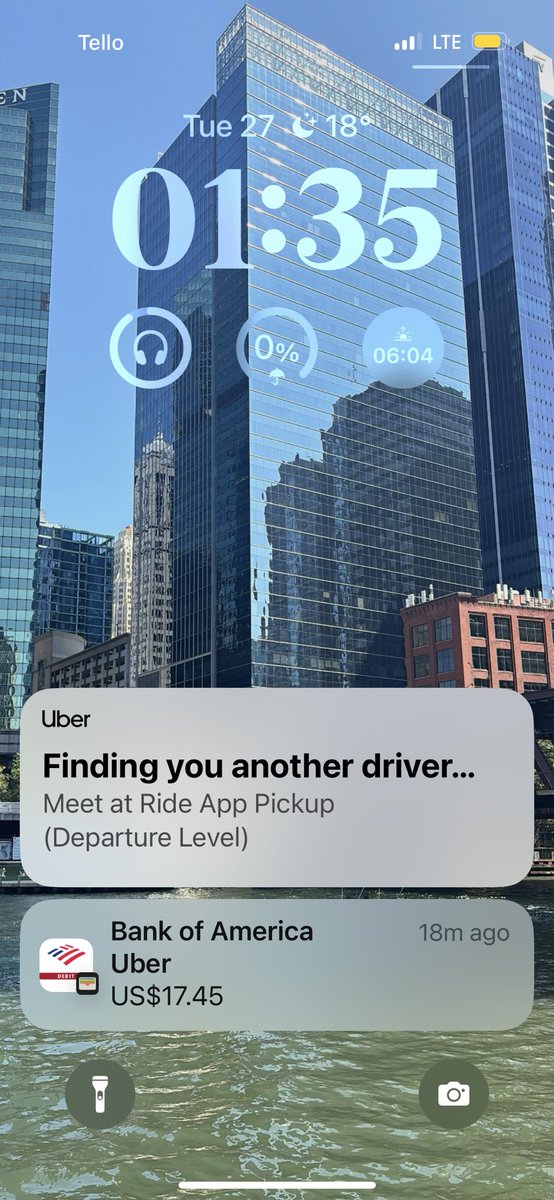 smudgebop's tweet photo. @Uber_Support what is going on at Logan airport ???! I’ve been waiting 20 minutes to even get a driver, never mind for one to arrive. 2 in a row cancelled on me and no other way to get home since it’s too late for public transport. How can you claim ‘ 5 mins away’? https://t.co/x9oNpm2KiL