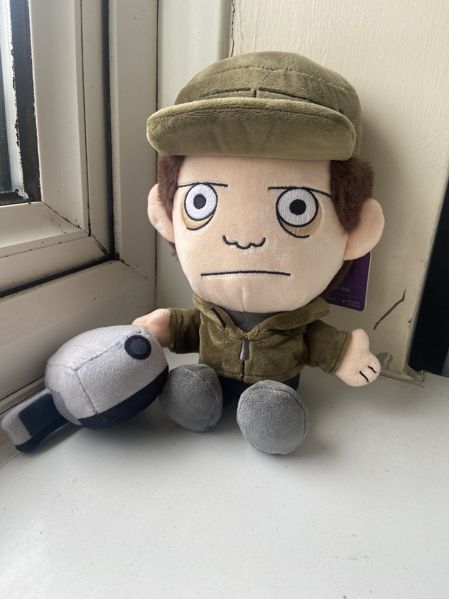 postal1dude's tweet photo. First Post and the best ever because I GOT A JAY IN THE MAIL!
I’ve been a fan of marble hornets since I was but a small boy let loose on the internet too early. 
Thank you so much to Troy for letting me have this sad, sad man in plush form! With his camera for protection! https://t.co/xR7UcYK33R