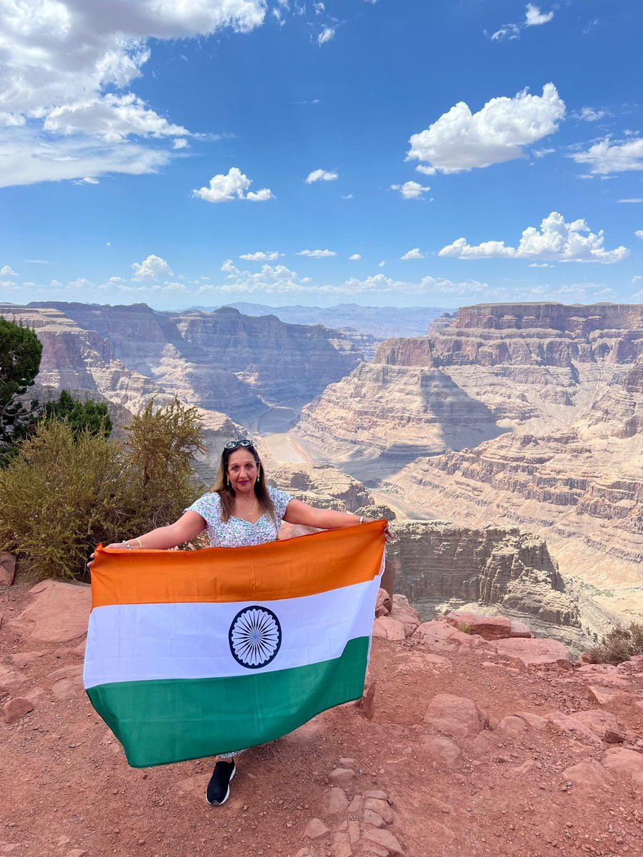 soniasuri1's tweet photo. @HCI_London @VDoraiswami @IndianDiplomacy @MEAIndia @MinOfCultureGoI Grand Canyon National Park Nevada USA JUNE 2024 https://t.co/JJzz9bCGv7