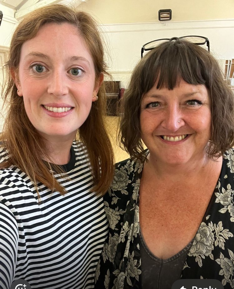 Sarah Argent tweet media