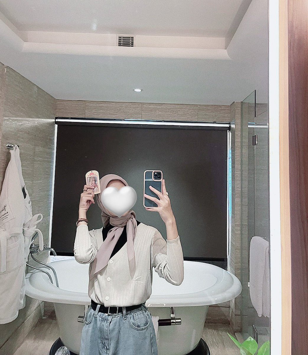 ✮⋆˙ tweet media