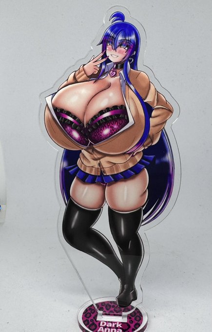 コミケで頒布した dark杏奈ちゃんのアクスタこちらも好評でした、dark杏奈ちゃんセクシーむちむちエッッッッ…!!ジ・Oの胸囲と同じくらい乳でけえじゃねえか…!!杏奈ちゃんデカいね重モビルスーツだね 