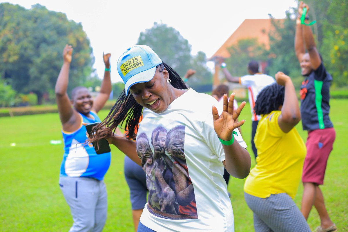 kabalegaresorts's tweet photo. Take your team-building to the next level at Kabalega Resorts! 

With vast spaces, quality sound, and a green environment, we offer the ultimate escape for strengthening bonds and igniting creativity.🎯

#KabalegaResorts #TeamBuildingAtKabalega https://t.co/Jqd1Ydo86w