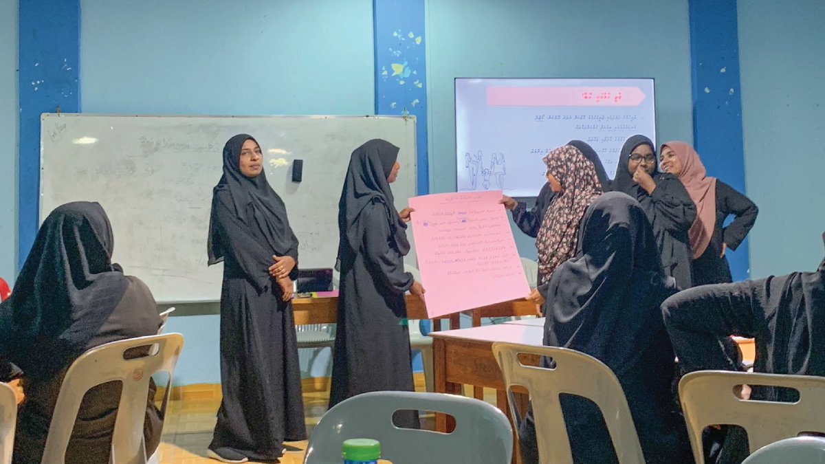 hrcmv's tweet image. ށ. އަތޮޅު ކައުންސިލްއިން އިންތިޒާމުކޮށްގެން ކޮމިޝަންގެ ފަރާތުން ށ. މާއެނގޫދޫގައި ގެވެށި އަނިޔާ ހުއްޓުވުމާ ގުޅޭގޮތުން އާންމުން ހޭލުންތެރި ކުރުމަށް ނަގައިދިން ސެޝަންގެ ތެރެއިން
#Humanrights #Rightsawareness