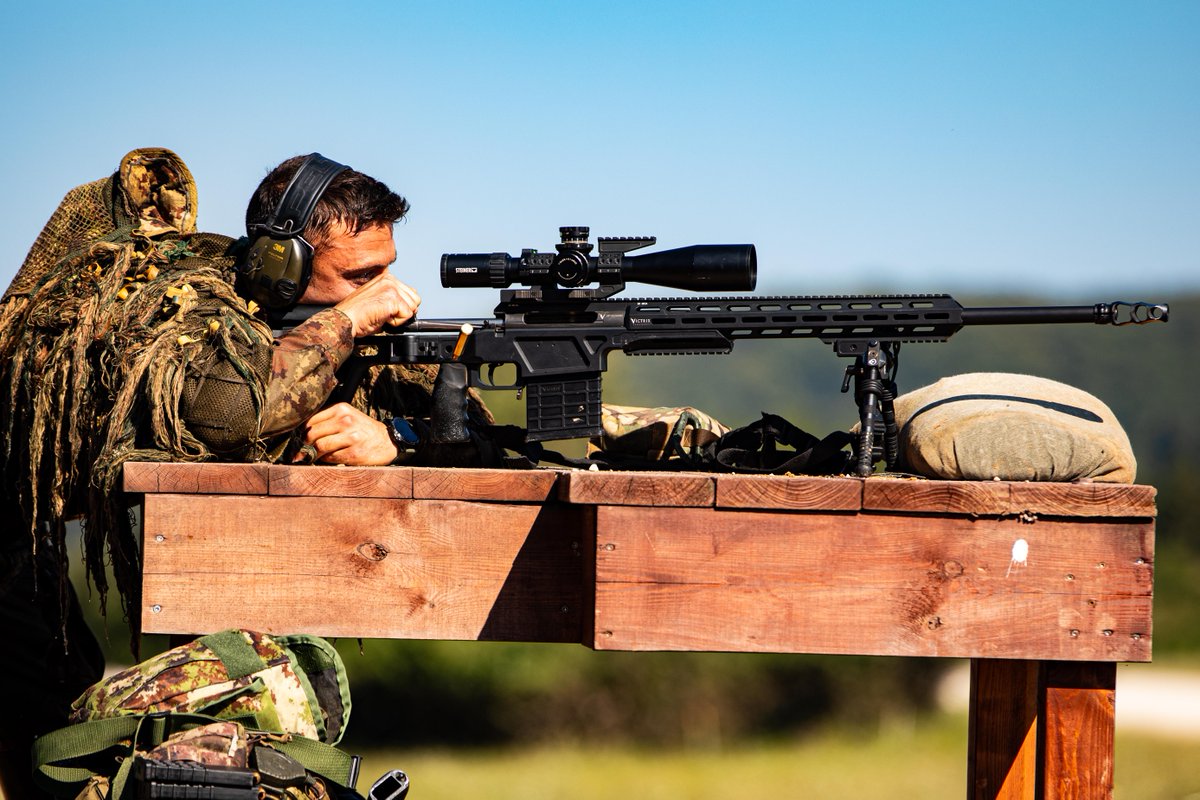 USArmyEURAF's tweet image. Our @NATO #Allies from #France who recently participated in the European #BestSniper Competition at @7thATC's Joint Multinational Readiness Center in Hohenfels, Germany. 

Can anyone name their sniper weapon system?

#MakingaDifference #OnlyinUSAREURAF