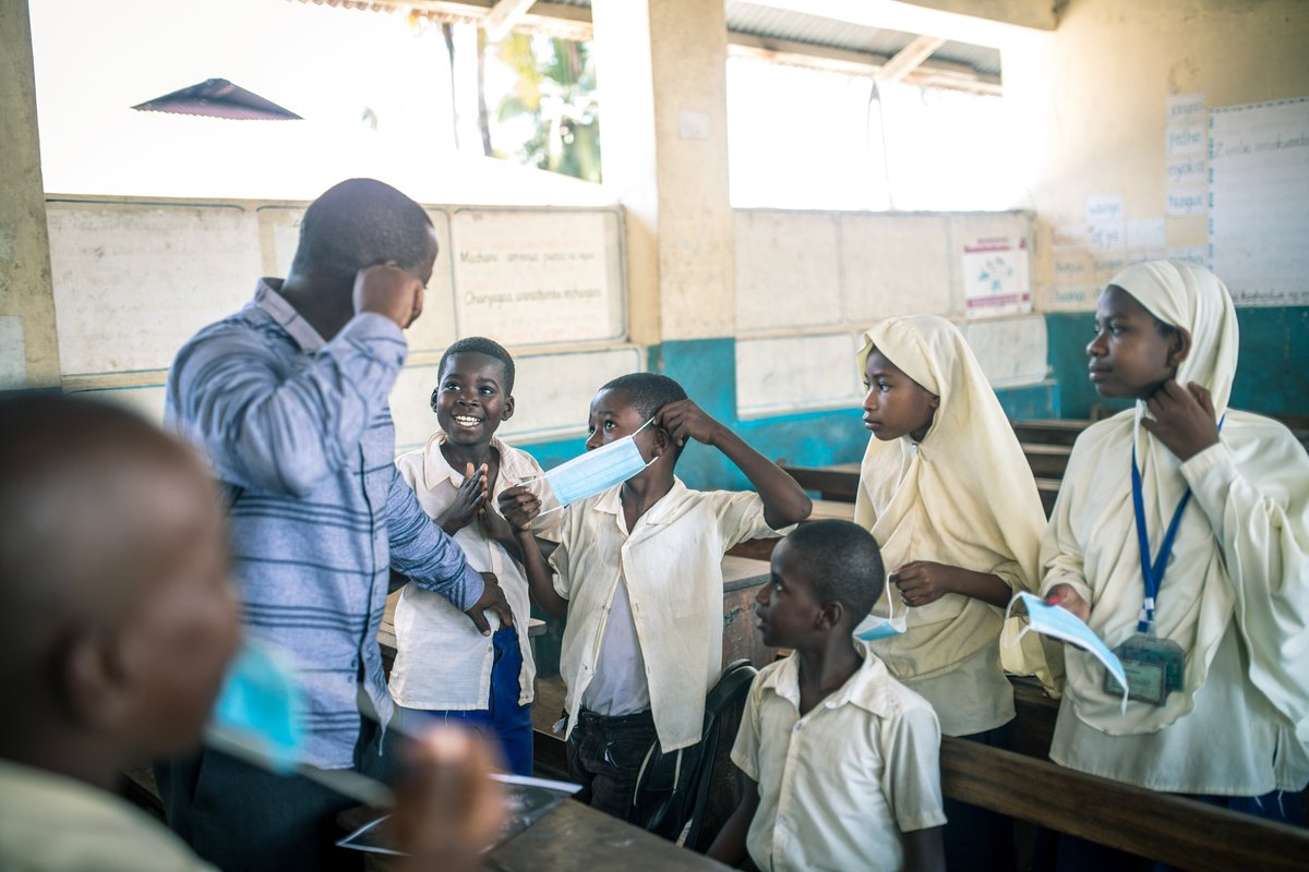 ISARIC (@isaric1) on Twitter photo 🕛 Closing soon: What are the most important clinical problems for epidemic-prone infectious diseases?  
Share your thoughts by 16 August to help ISARIC researchers target #diseases that require urgent attention ⬇️
 isaric.org/research/resea… 🕛 Closing soon: What are the most important clinical problems for epidemic-prone infectious diseases?  
Share your thoughts by 16 August to help ISARIC researchers target #diseases that require urgent attention ⬇️
 isaric.org/research/resea…