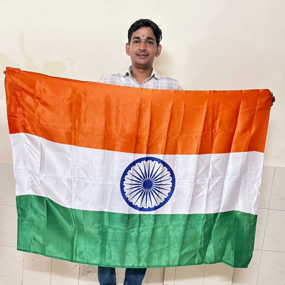 upendra_rawal's tweet photo. आप सभी को स्वतंत्रता दिवस की हार्दिक बधाई एवं अनन्त शुभकामनाएं!

माँ भारती की रक्षा एवं देश की स्वतंत्रता के लिये अपना सब कुछ न्‍योछावर करने वाले सभी स्वतंत्रता सेनानियों को कोटि-कोटि प्रणाम। 🇮🇳🇮🇳🇮🇳🇮🇳🇮🇳🇮🇳 #समृद्धभारत 
#IndependenceDay #स्वतंत्रता_दिवस https://t.co/B9Ty9dklsS