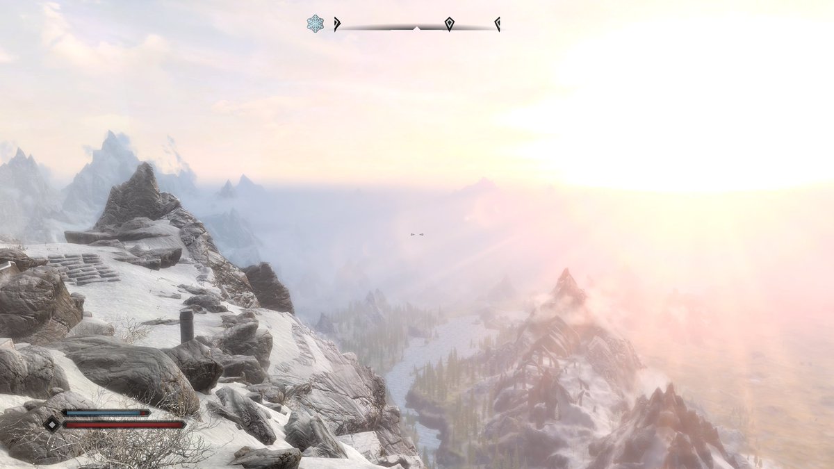 Hindolora's tweet photo. ~Just went hiking. 7,000 steps and what a gorgeous view!~🌸
#Skyrim #smallstreamer #KickStreaming #gamer #gamergirl https://t.co/XXDl1hB5Vz