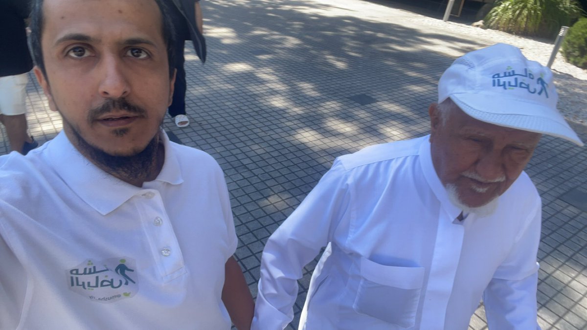 06krm's tweet photo. من التشيك وبالتحديد مدينة كارلوفي فاري الهادئة الصغيرة والتي يتوجه لها الكثير من الناس للاستمرار بالصحة والمشي والتأهيل والعلاج ليستمروا بنمط الحياة الصحي النشط ، وبرفقة والدي أيقونة النشاط والحيوية طوال حياته.
#سفراء_مشاة_الرياض 
#من_هنا_مر_مشاة_الرياض https://t.co/QQGAy9Fg53
