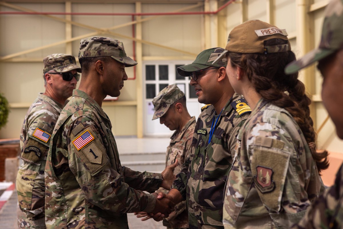 USArmyEURAF's tweet image. During #ArcaneThunder 24, @SETAF_Africa's CG, MG. Andrew Gainey, met w/ Col. Maj. Mohsine Bensdira, w/ the Moroccan Royal Armed Forces, &amp;amp; other leaders in Morocco

300 service members from the 🇺🇸 🇲🇦 🇬🇧 &amp;amp; 🇩🇪 are taking part in Exercise Arcane Thunder 24

#MakingaDifference
