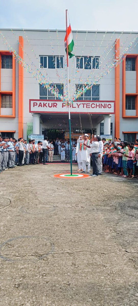 PakurPolytechn1's tweet photo. समस्त देशवासियों को स्वतंत्रता दिवस की हार्दिक शुभकामनाएं।💐🇮🇳 🇮🇳
#IndependenceDayIndia #IndependenceDay #IndependenceDay2024
#स्वतंत्रता_दिवस
#Pakurpolytechnic https://t.co/NiWavC7OGG