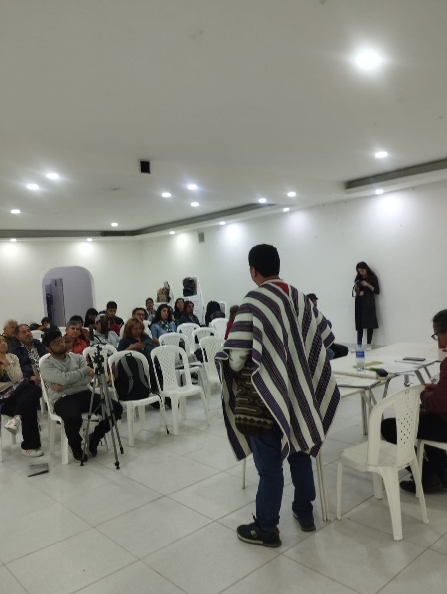 HozkarBJ2's tweet photo. Gracias al @Pactokennedy por abrir un espacio de diálogo con los vecinos y comunidad en general de la localidad de Kennedy, alrededor del Plan de Desarrollo Distrital y la construcción del Plan de Desarrollo Local para Kennedy.

@heidy_up @jcuestanovoa @JaisonComunes https://t.co/yRqlqvliCO