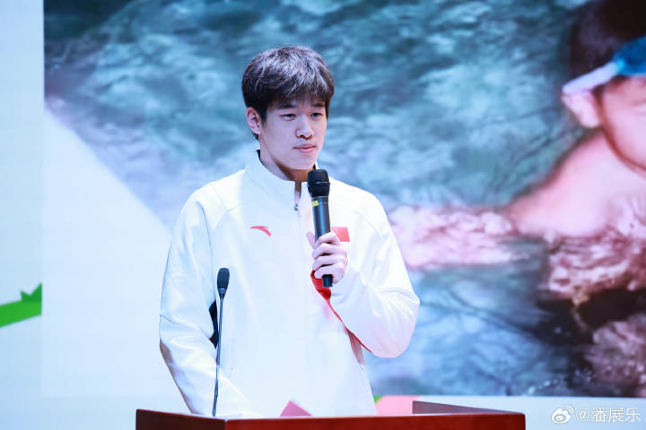zhiyiilyy's tweet photo. the way they always give back to the community esp for the youth and children 🥹🫶🏻 https://t.co/io1IX0ax76