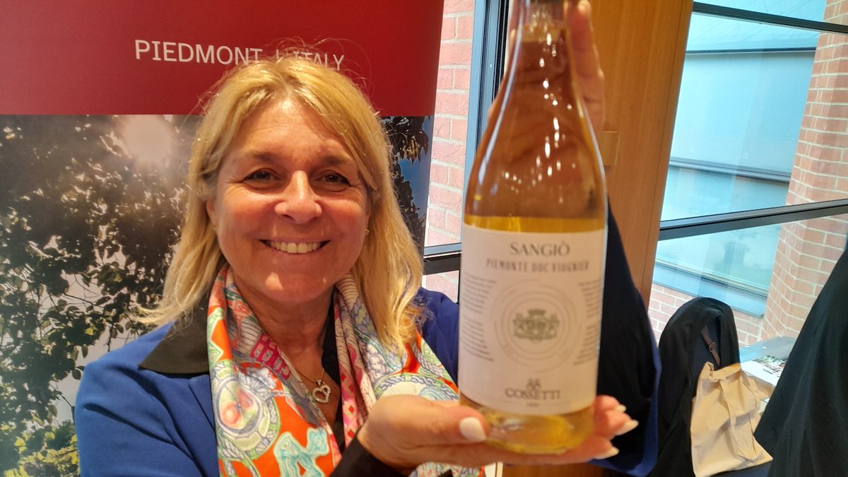 The_Buyer tweet media