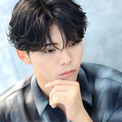 ren98266574's tweet photo. #新しいプロフィール画像
みんなどー！ https://t.co/7iw1GYzVqR