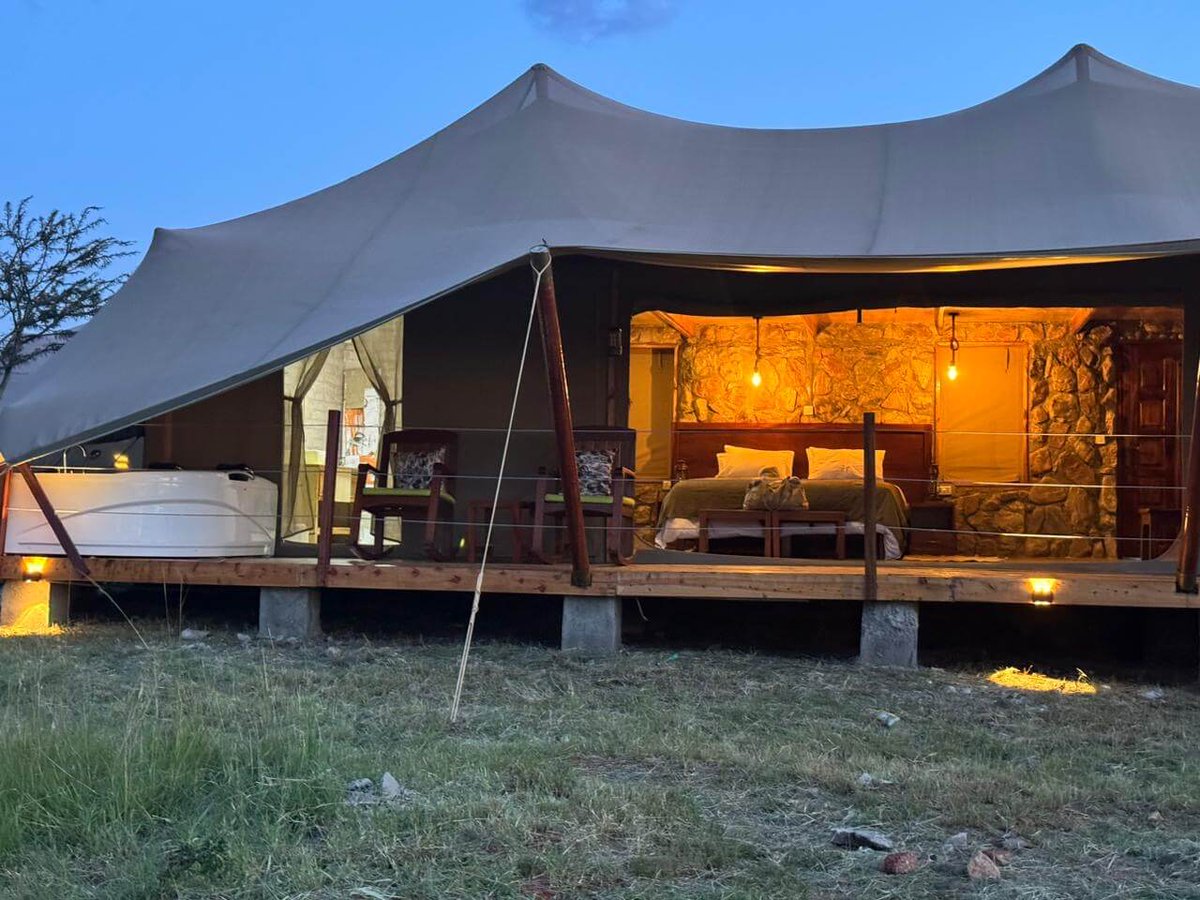 BushAndEvents's tweet photo. Alama Mara Camp offers a blend of luxury and authentic safari experiences in the heart of the Maasai Mara. With stunning views of the savannah and personalized service, it’s the perfect retreat for those looking to connect with nature while enjoying comfort and tranquility. https://t.co/LNCvTbGEHW