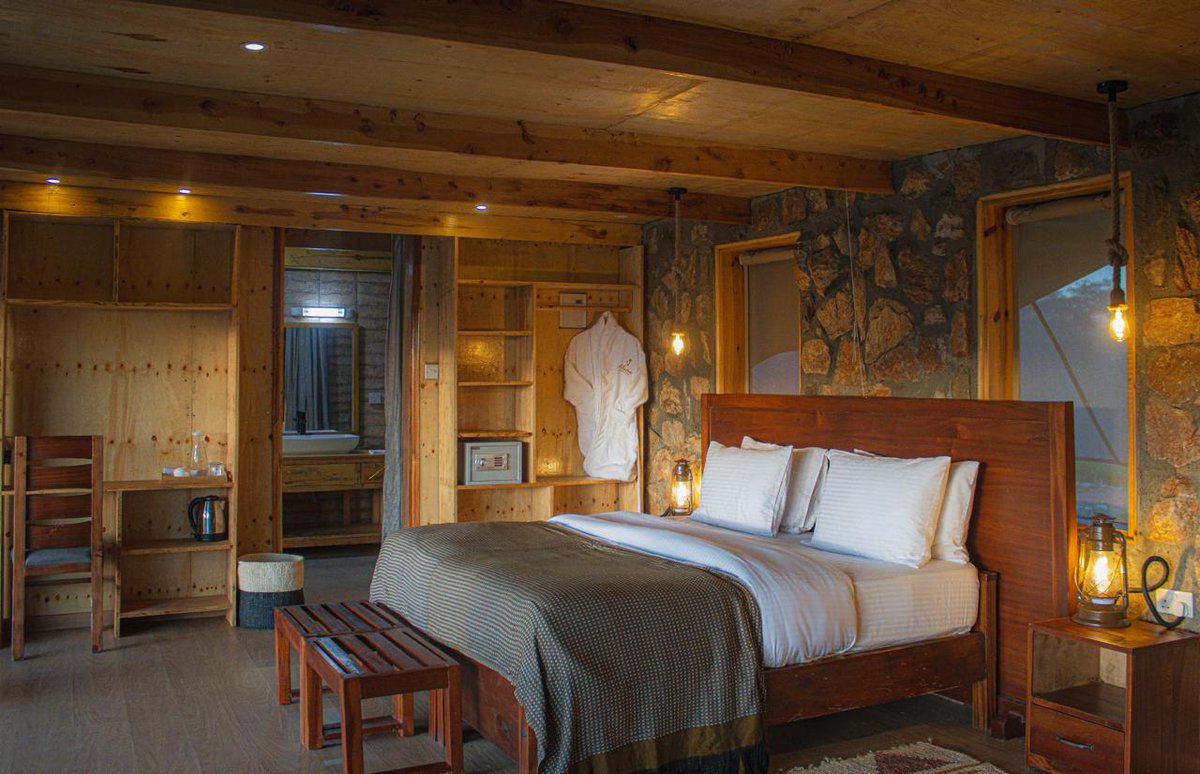 BushAndEvents's tweet photo. Alama Mara Camp offers a blend of luxury and authentic safari experiences in the heart of the Maasai Mara. With stunning views of the savannah and personalized service, it’s the perfect retreat for those looking to connect with nature while enjoying comfort and tranquility. https://t.co/LNCvTbGEHW