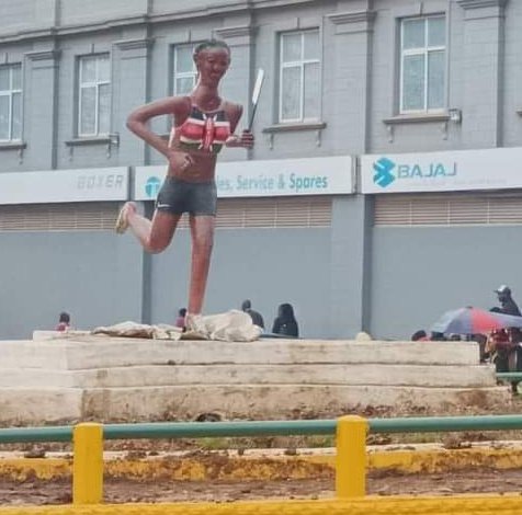 davymungai01's tweet photo. "....I know someone cheaper" wamefika pale county government of eldoret. 

Hii iligulwaaaaaah!!!!

😂 

#Eldoret
#eldoretkenya
#eldoretcity

@GovernorBii @citizentvkenya @C_NyaKundiH @DixonNungoh @RadioJamboKenya @GovernorBii @Kiss100kenya https://t.co/KwTAY8VzOA