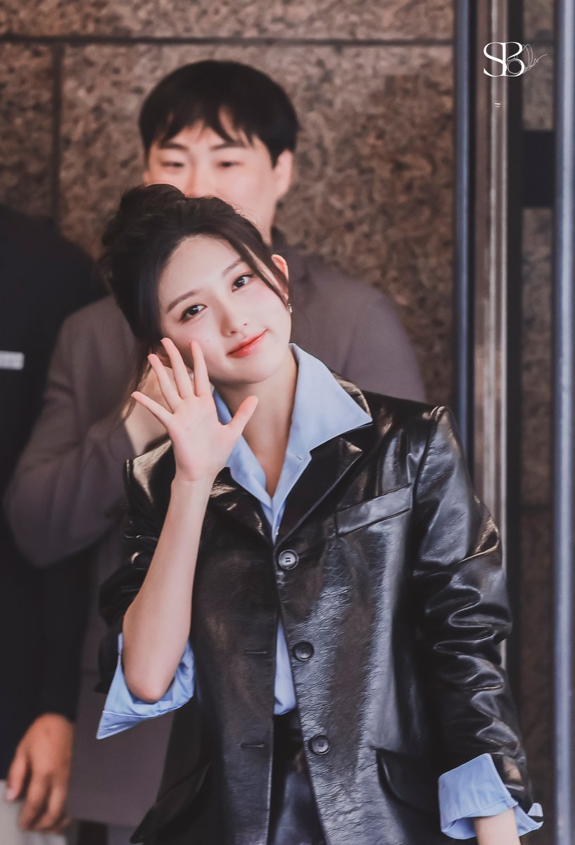 ๐๐ฉ๐๐๐๐๐ ๐ต๐๐ข๐๐ โฉโกฑ tweet media
