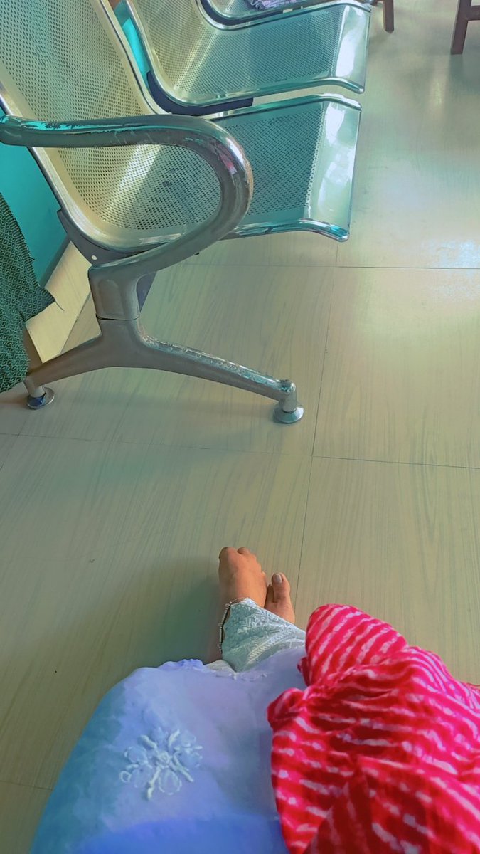 SandhyaSsingh12's tweet image. 15 august hospital me manate hue mai 👀

#eyeproblem