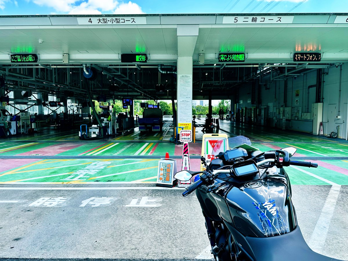 xrider_'s tweet photo. 初ユーザー車検、無事に完了

ナイケンは途中から4輪レーンに移る必要があるのね

#ナイケン #NIKEN https://t.co/199RHxExBY
