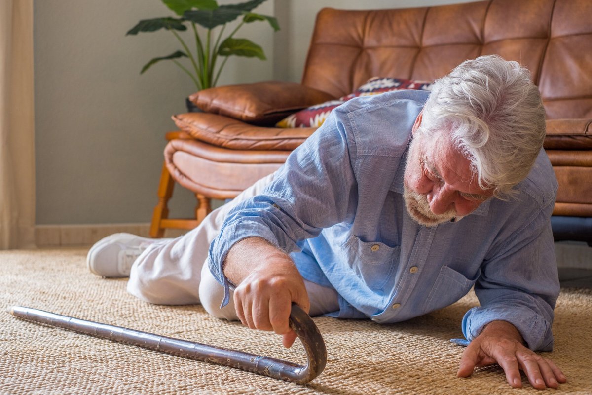 Did you know? 

Around 1 in 3 adults over 65 and half of people over 80 will have at least one fall a year. We have lots of support and advice available here pfh.org.uk/healthier-live…

If falling is something you are worried about, please talk to us so we can support you.