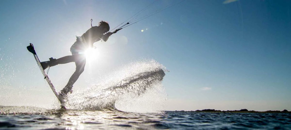 Min_Danmark's tweet photo. WATERZ-Wassersportfestival an der dänischen Nordsee

Das WATERZ-Festival in Hvide Sande lädt vom 06.-08. September zu Wassersport und Spaß an der dänischen Nordsee.

https://t.co/OvDRgx9d9k

Foto: Jakob Gjerluff https://t.co/LyEwT5NCpf