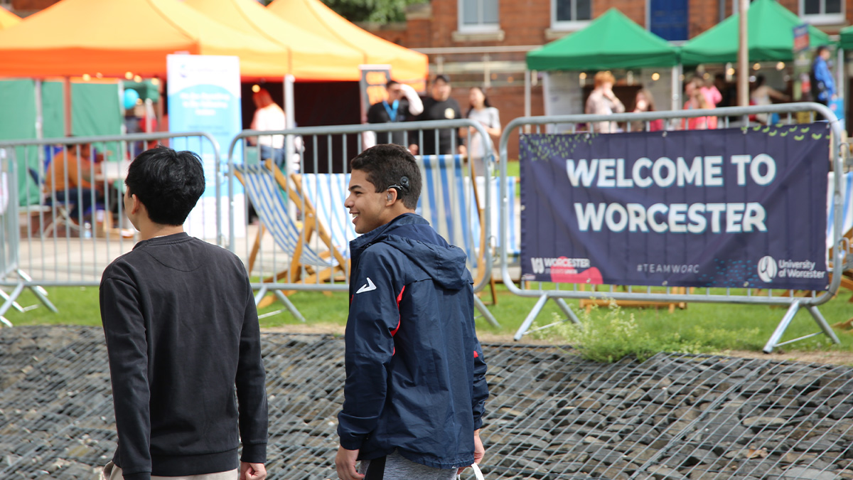 University of Worcester (@worcester_uni) on Twitter photo Huge congratulations to everyone who received their results today! 🎉
We can’t wait to meet you! Welcome to #TeamWorc 💙
Take a look at our Welcome to Worcester pages to find out what to expect when you arrive 👉 ow.ly/6XrY50SVH22
#WorcesterUni Huge congratulations to everyone who received their results today! 🎉
We can’t wait to meet you! Welcome to #TeamWorc 💙
Take a look at our Welcome to Worcester pages to find out what to expect when you arrive 👉 ow.ly/6XrY50SVH22
#WorcesterUni