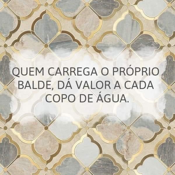 #literalmente ninguém merece uma inundação após férias! 😩😩