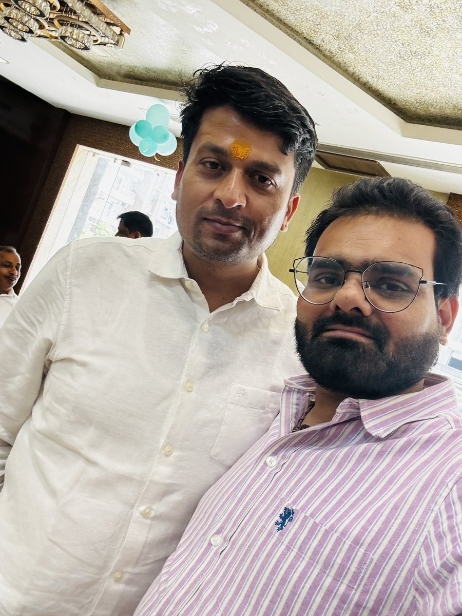 ashutosh_ashu28's tweet photo. भारतीय जनता पार्टी के समर्पित और कर्मठ कार्यकर्ता भाई @RamanP_85 रमन प्रकाश जी को जन्मदिवस की हार्दिक शुभकामनाएं।
आपके सरल स्वभाव और सेवा भावना को नमन।
आपका जीवन सुख, समृद्धि, और सफलता से भरा हो।
जन्मदिन मुबारक हो।🎂🎈🎉💐
#HappyBirthday #RamanPrakashJi #BJP #DedicatedWorker #KarmathNeta