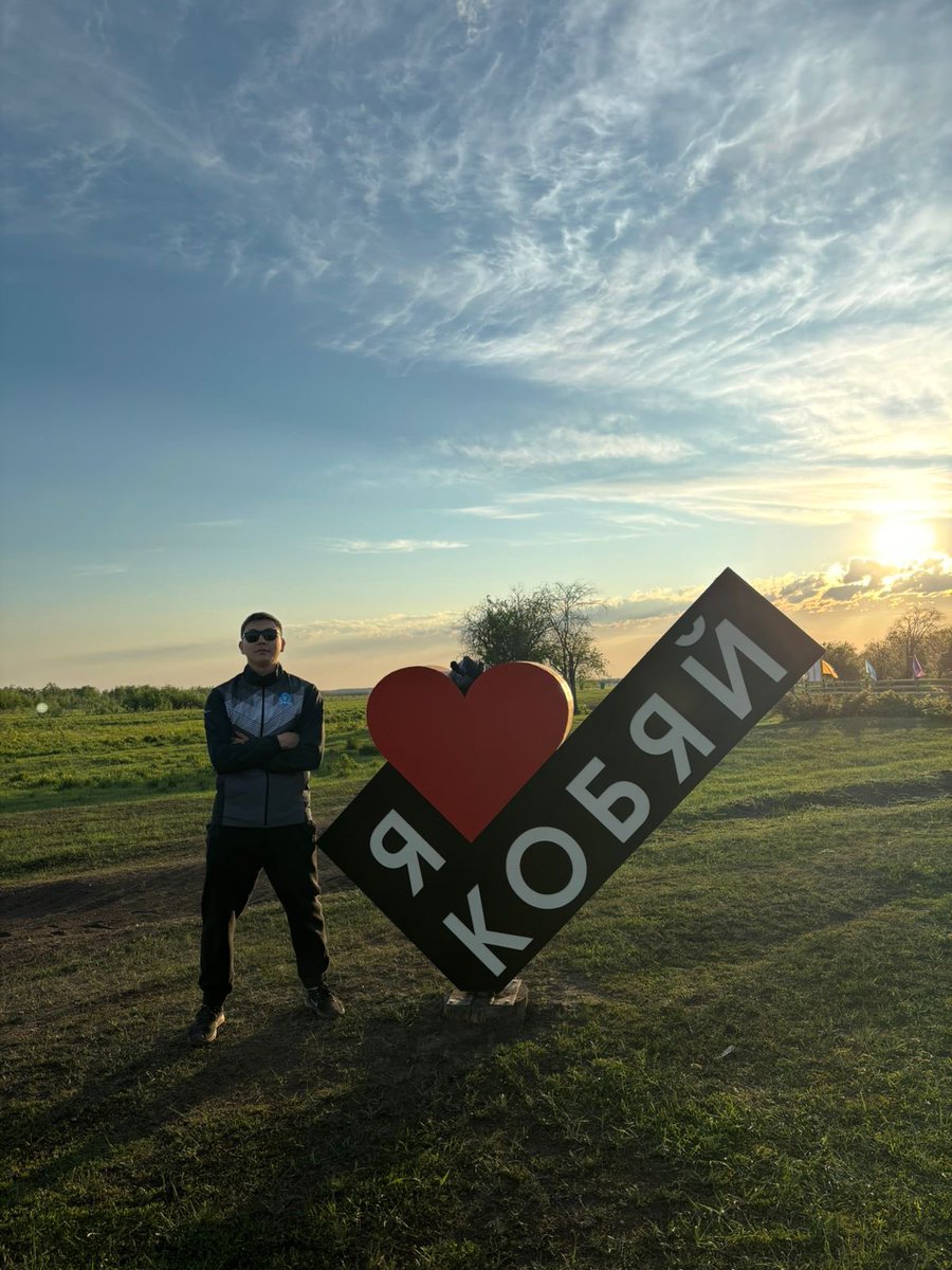 айаал (@axelskyraz) on Twitter photo 