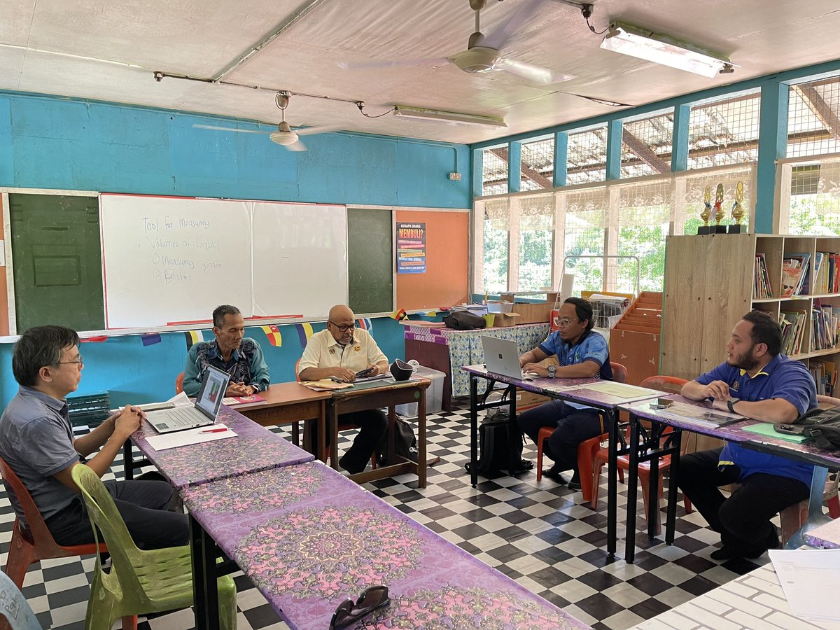 Quyyum84's tweet photo. 15-8-24 | Program Intervensi Projek Solar Sarawak Pakej -5. Perbincangan dan Rumusan yg baik drpd Ketua Program. Intervensi perlu bg projek berstatus lewat &amp; belum sakit supaya cadangan penyelesaian yg komprehensif dpt disyorkn kpd PP. 🍀☀️
.
#luarbandar
#solarhybrid
#sklongnaah https://t.co/ldoKnXB5bw