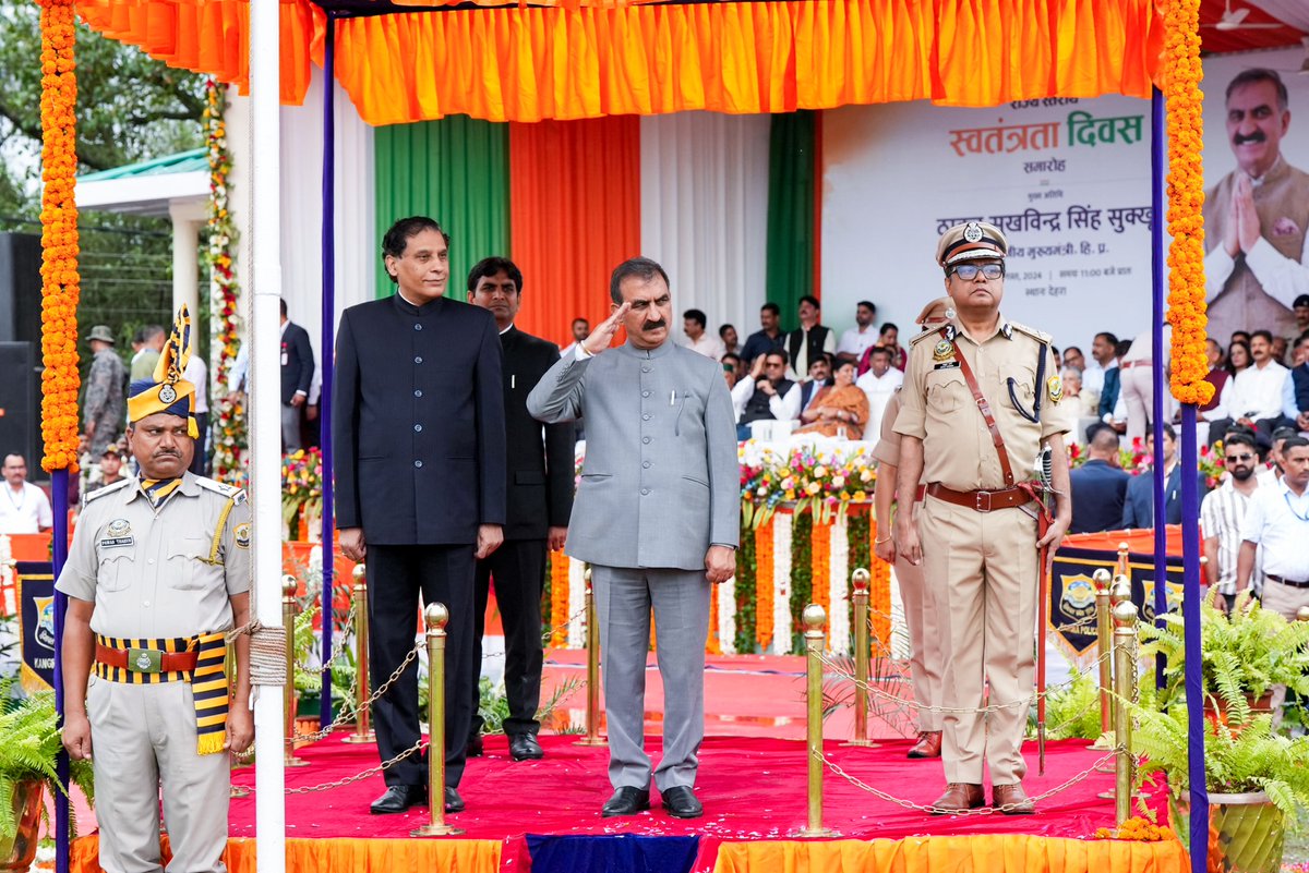 SukhuSukhvinder's tweet image. स्वतंत्रता दिवस के पावन अवसर पर शहीद भुवनेश डोगरा ग्राउंड, देहरा, जिला कांगड़ा में ध्वजारोहण किया।

78वें स्वतंत्रता दिवस के महापर्व पर समस्त प्रदेशवासियों को हार्दिक बधाई एवं शुभकामनाएं, इस पावन अवसर पर प्रदेश के विकास को नई दिशा देने के लिए कई घोषणाएँ कीं।