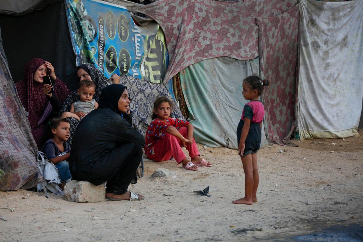 What’s it like to be a girl or a woman in #Gaza following 10 months of war. 
Here’s a glimpse but there’s much more: 

* Women &amp; girls can often spend  months without taking a shower, going through several menstrual cycles without washing up. 
* They have to cut their hair very
