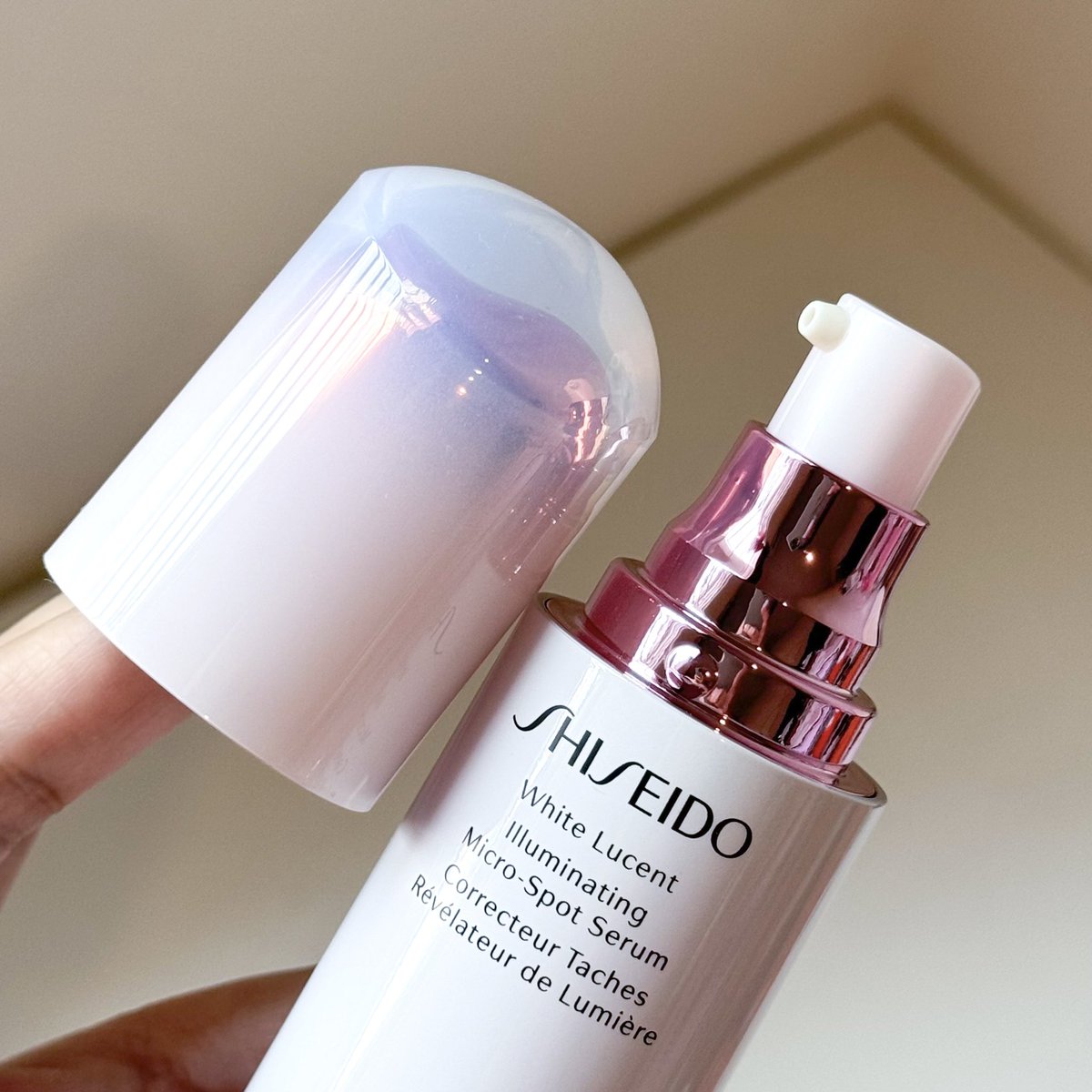 hafonlyone's tweet photo. ถ้าเรื่องเปิดไฟให้ผิวนี่ยกให้ SHISEIDO White Lucent Illuminating Micro Spot Serum เท่านั้น 💗🧏🏻‍♀️ บอกเลยว่าเป็นไบรท์เทนนิ่งเซรั่มที่เกิดมาเพื่ออัพผิวกระจ่างใสโดยเฉพาะ ใครที่หน้าหมองคล้ำ มีจุดด่างดำเยอะ มาลองขวดนี้คือสยบทุกปัญหาผิวของแท้ แถมใช้ระยะยาวยังช่วยลดเลือนฝ้า กระ จุดด่างดำได้อย่างตรงจุดอีกด้วย ให้ผิวแลดูเปล่งประกายจากภายในเนื้อมีความบางเบา สบายผิว และมีกลิ่นหอมสดชื่นผ่อนคลาย ผิวแบบไหนก็ใช้ได้ไม่ต้องกลัวแพ้ด้วย 1000/10 ไปเลย