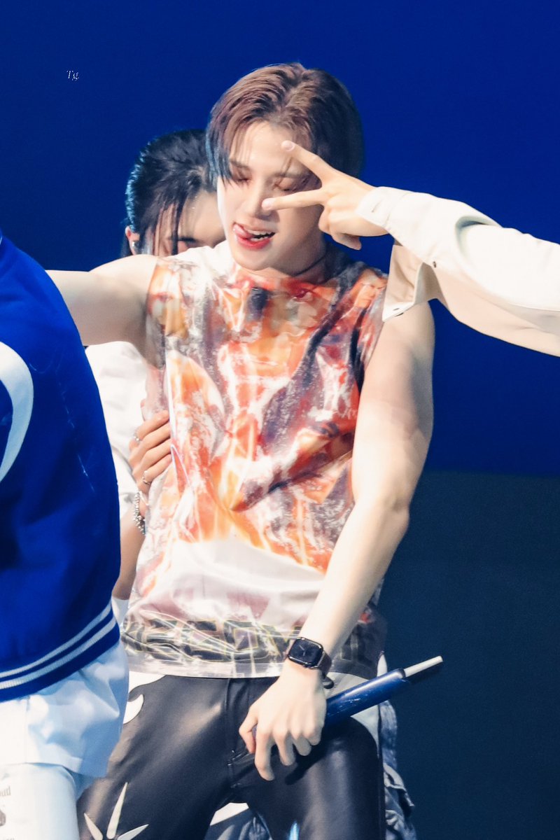 Tgainnnn's tweet photo. 240815 REBOOT FINAL IN SEOUL

✌🏻😆

#SOJUNGHWAN #정환 #소정환 #ジョンファン
#TREASURE    #트레저 https://t.co/s0cV6I2YWH