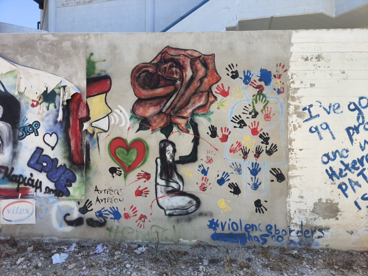 Redlocz's tweet photo. Spotted on the way to breakfast #graffiti #streetart  #makingastatement @discoverHullEY @CyprusGuide @redeyefeenix @bus_hull @GraffitiRadical @streetartnews @fifdh @HullUniEvents @AbsCultured @BTOHull @SallyOgdenTV @YouthMusicNet @AmandaJHailes @EllyKTaylor @xsarahpenney @jrf_uk https://t.co/dumGHOruWk
