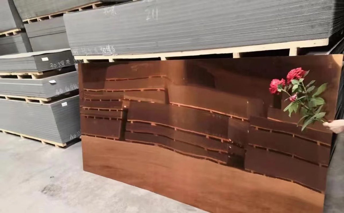 BuildingJunan's tweet photo. Factory wholesale brown mirror color aluminum composite panel, welcome inquiry!

#aluminumcompositepanel #aluminumcomposite #acppanel #acpsheet #acmpanel #alucobond #aluminiocompuesto #aluminiocomposto #buildingmaterials #decorationmaterials #wallpanel #aluminiumcladding https://t.co/N8qnc4Ga3h