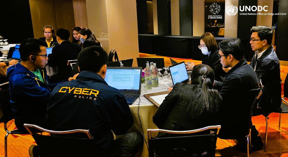 UNODC_Cyber's tweet photo. 🇹🇭🌐| This week, authorities from #Thailand participated in specialised #ransomware and cyber-enabled fraud investigation and #analysis training course advancing their skills on securing crucial #DigitalEvidence from both #clearweb and #darkweb 🔎🖥️.

Thanks to @StateINL 🇺🇸. https://t.co/KbouEyDC3F