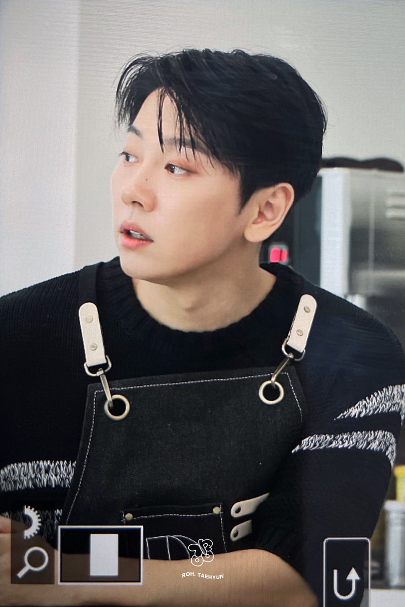 kidmonster1015's tweet photo. 240815 히든 HIDDEN 

: OPEN DAY

 𝗽𝗿𝗲𝘃𝗶𝗲𝘄 ✧ 

#노태현 #ROHTAEHYUN https://t.co/gOYj9yl6uM