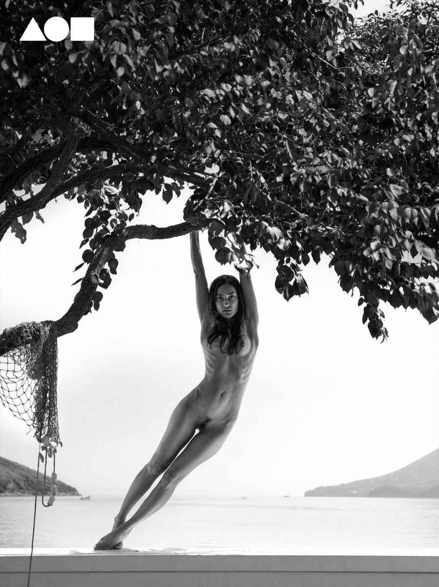 "My Dreams Of Ocean" by <a href="/protsenkophoto/">Pavlo Protsenko</a> 

This photo symbolizes my desire to see the ocean again. Bad times always end, failure is replaced by success. Sooner or later, the ocean and the mountains await in a place of peace and inspiration.

15 editions
0.05eth