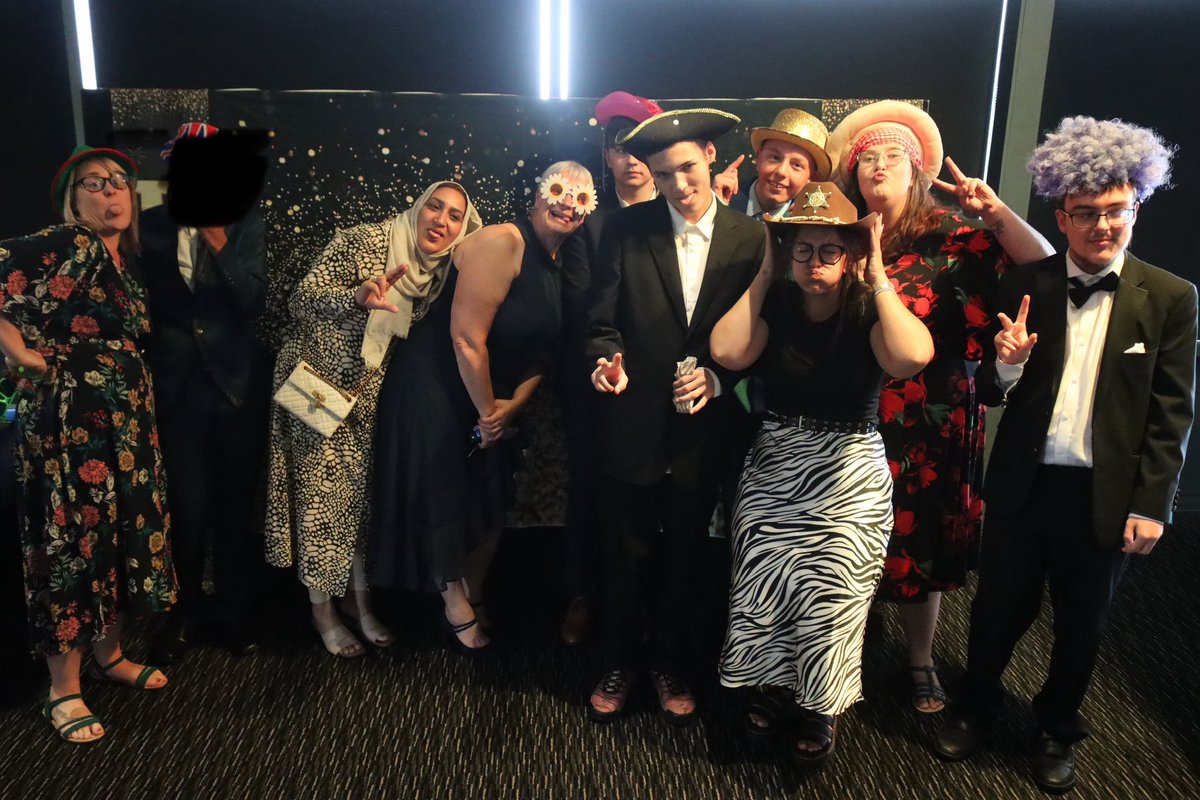 Fountains High School tweet media