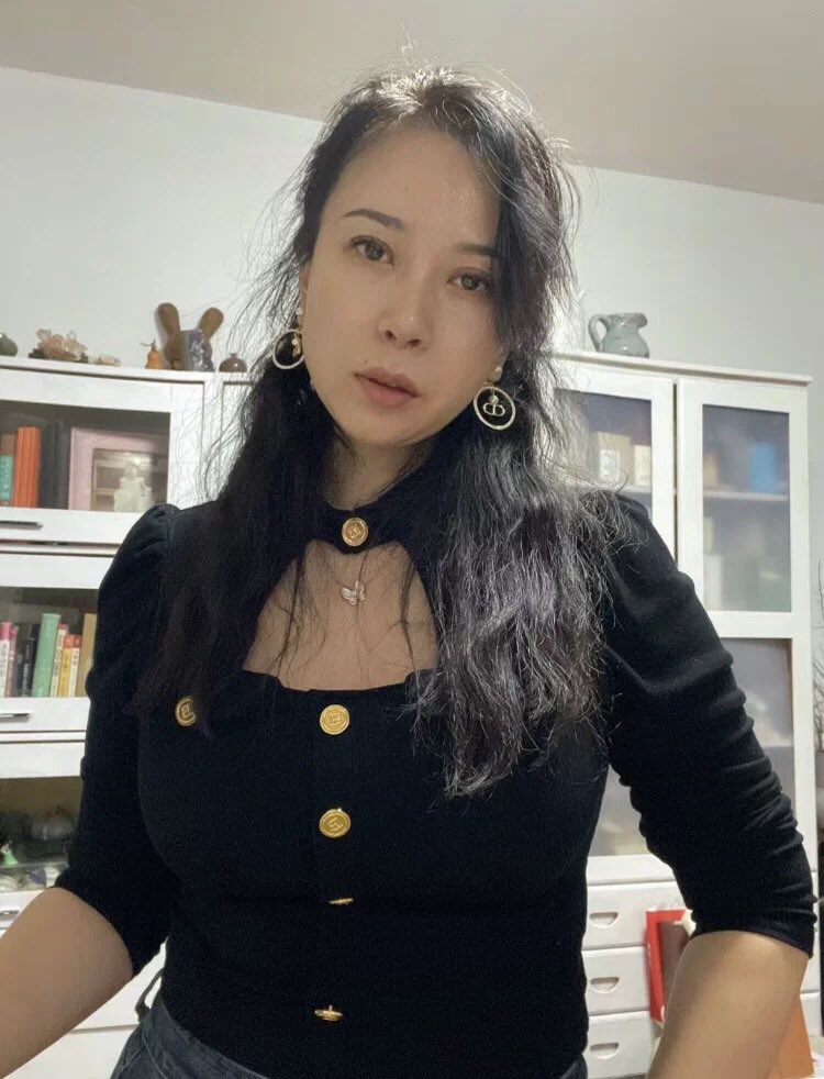 福州42岁美丽动人的霞姨 https://t.co/V7EdLfcoAI