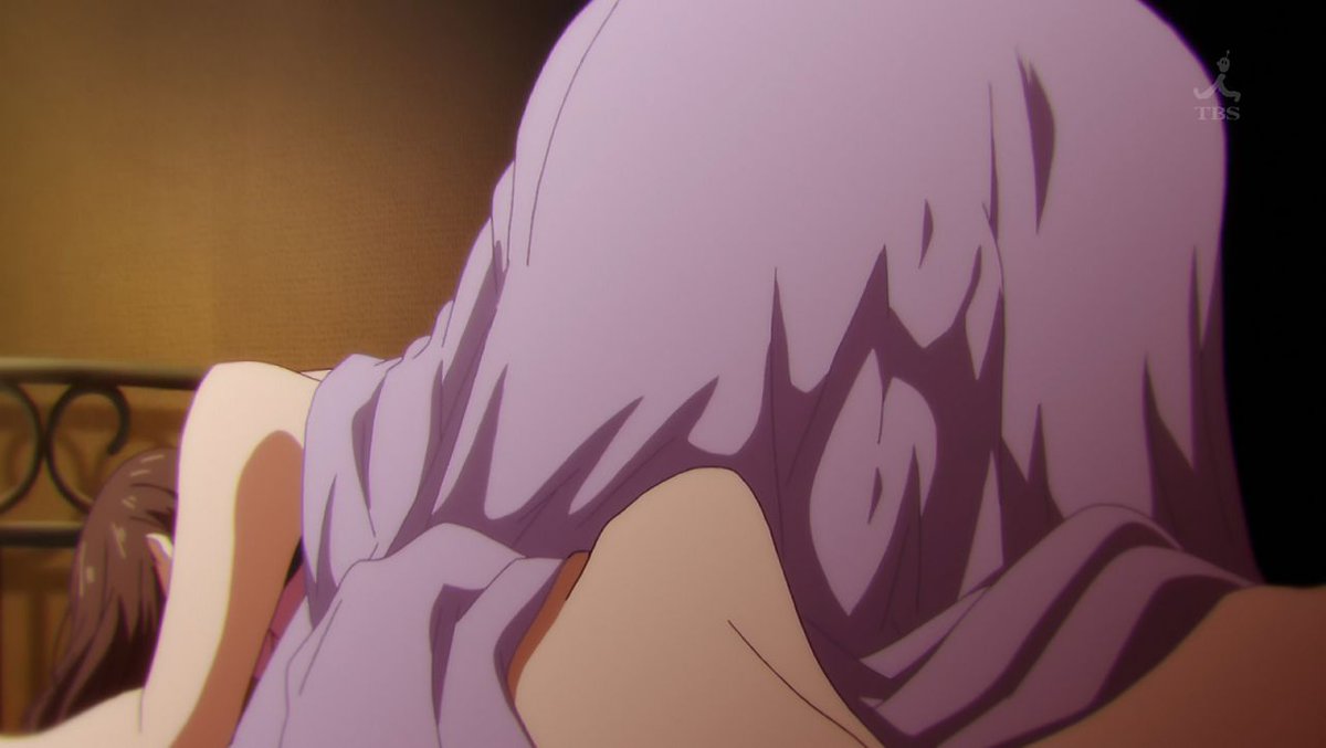 sakura_18yo's tweet image. #ドメスティックな彼女 (2019) 7～9話。先生(義姉)は一人でしているところを部屋のドアの隙間から夏生に見られてしまう... てかそういうことするときはドア閉めてください先生ｗ 瑠衣(義妹)も節操なく夏生をベッドに誘って励んでいるところを先生に目撃されて修羅場に... だからドア閉めなさいってばｗ