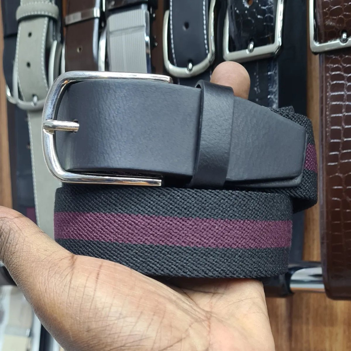 Infynite1style's tweet photo. Are you looking for high quality mens leather belts for your office or casual wear? Shop online from our store for the best quality belts. #menfashions #menstyle #mensuits #bespokesuits #mensleatherbelts #belts #dandy #dapper #gentlemen https://t.co/ZXfpBsZQGk